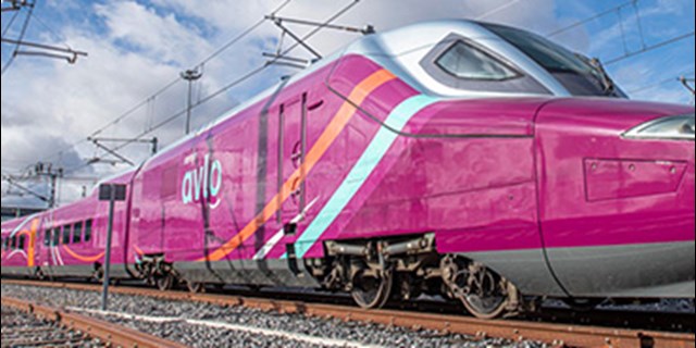 Digital Imagen cuts decals for high-speed trains with Summa